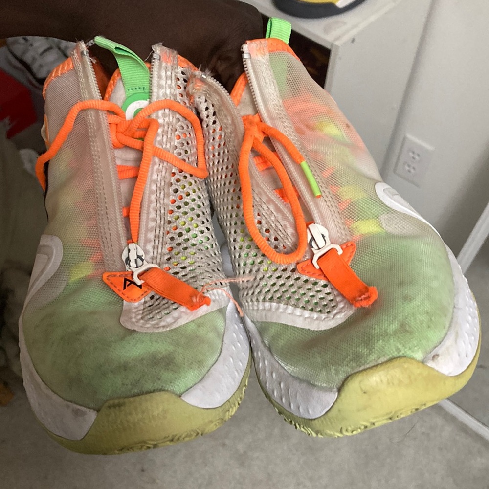 Pg 13 Gatorade size 9.5